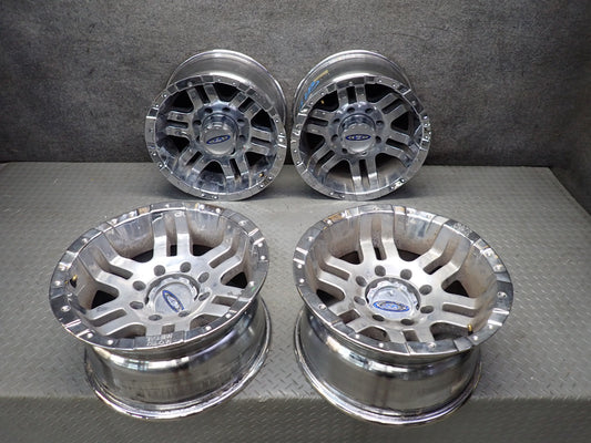 Moto Metal MO951 Chrome R17" Wheel Rim 17x9J 8x165.1 Set of 4