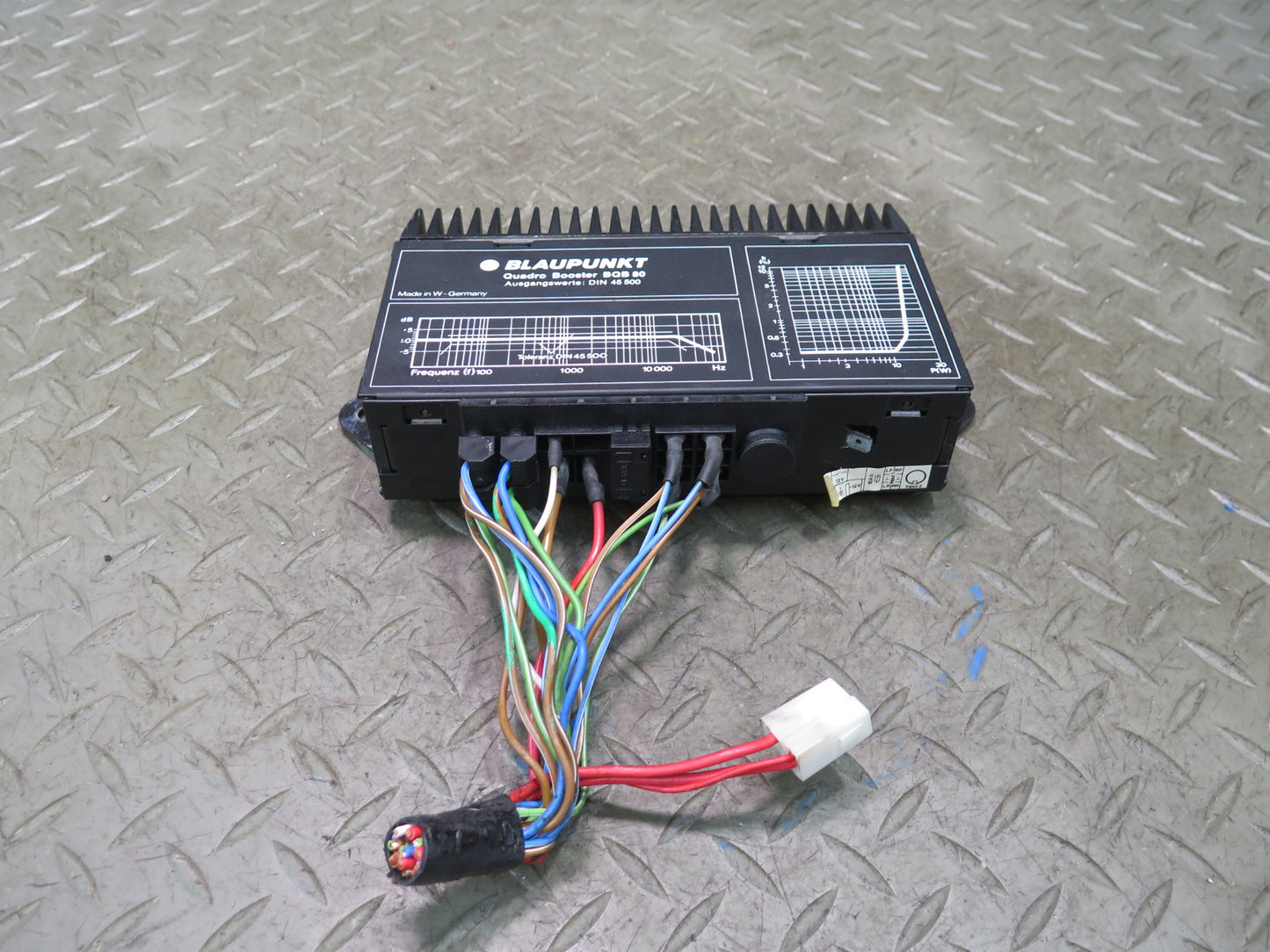1986 Porsche 928 S Blaupunkt Quadro Booster BQB 80 Radio AMP Amplifier