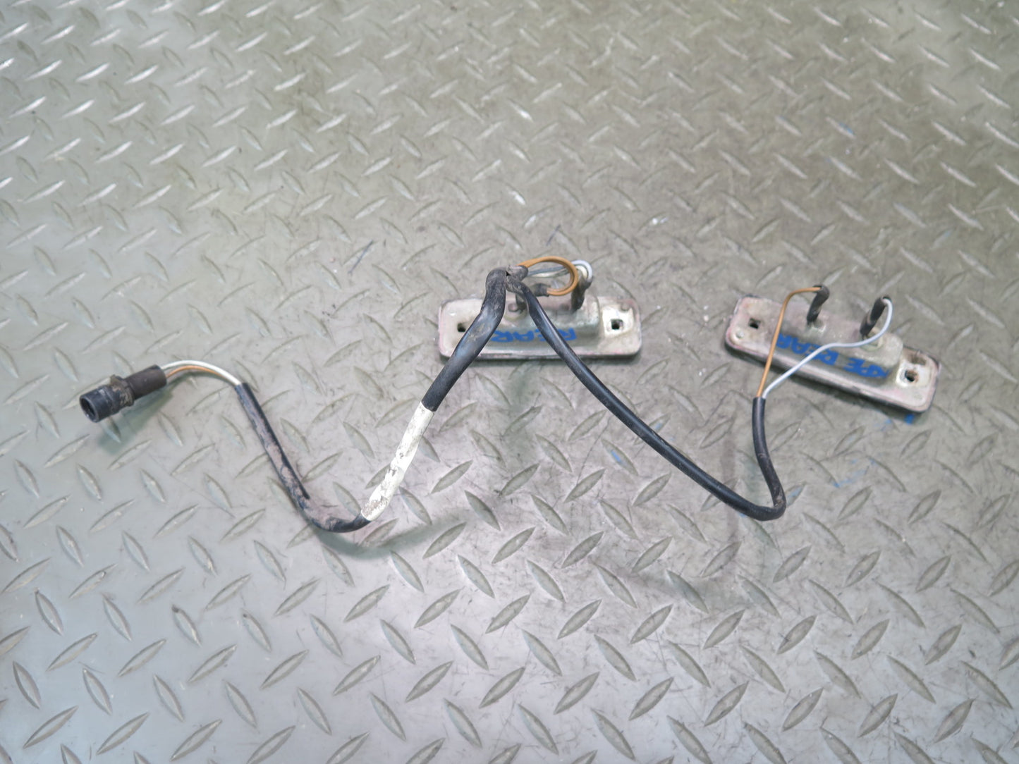 1987-1991 Porsche 928 S4 Rear Left & Right License Plate Light Lamp Set of 2