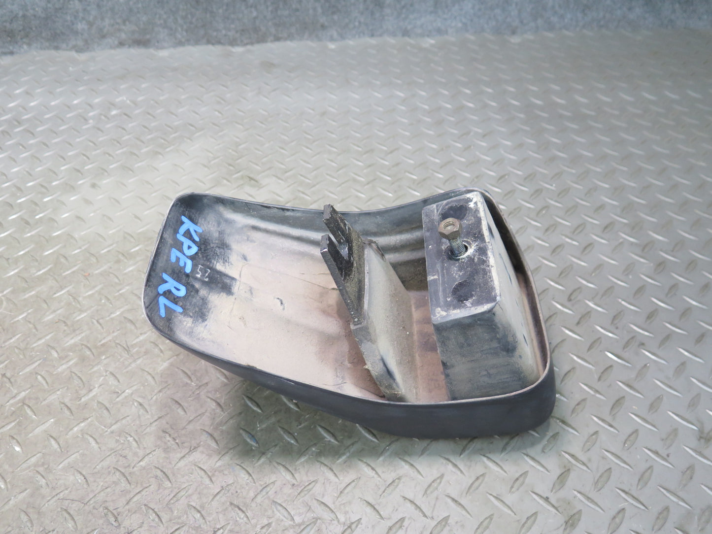 1984-1986 Porsche 928 S Rear Bumper Left & Right Side Rubber Guard Pad Set