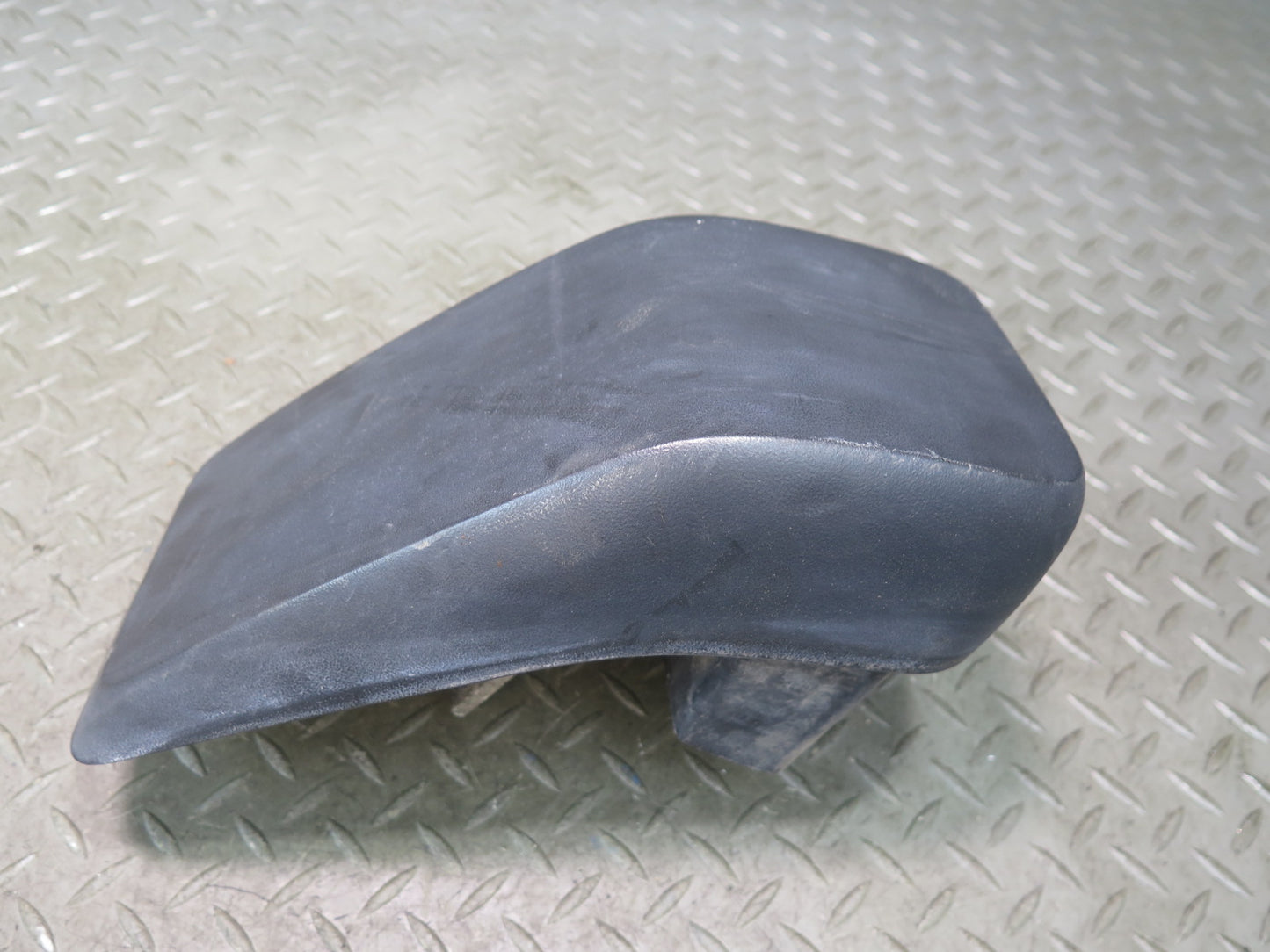 1984-1986 Porsche 928 S Rear Bumper Left & Right Side Rubber Guard Pad Set