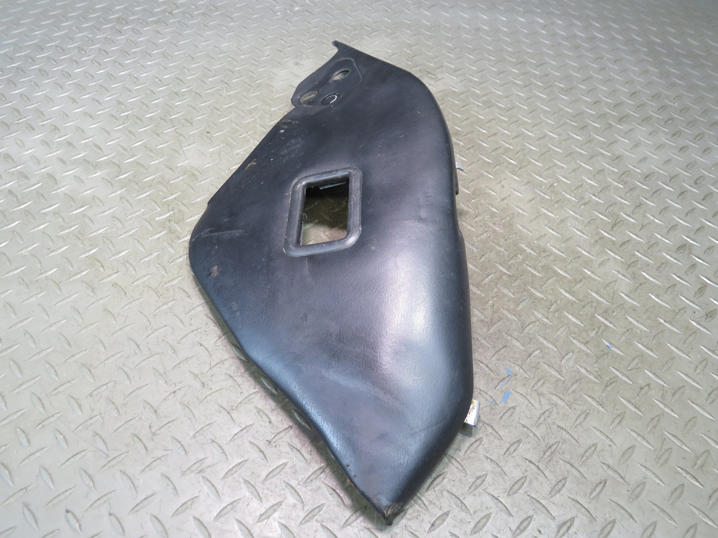 1984-1995 Porsche 928 Rear Left Seat Side Leather Trimcover Panel Pad