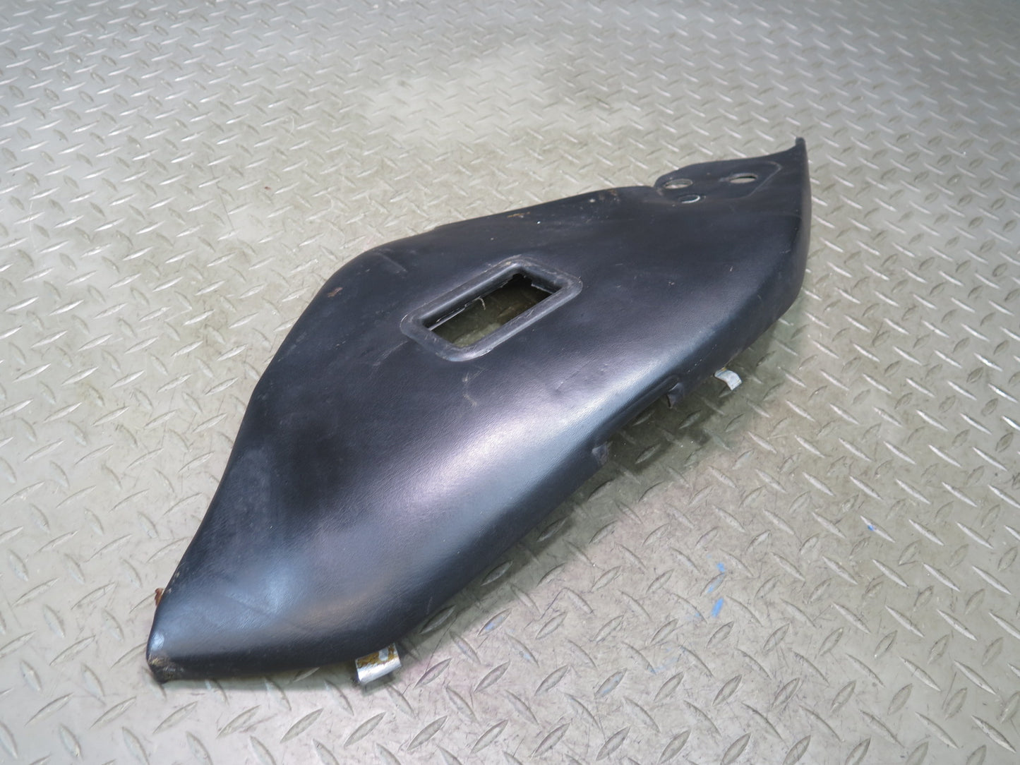 1984-1995 Porsche 928 Rear Left Seat Side Leather Trimcover Panel Pad