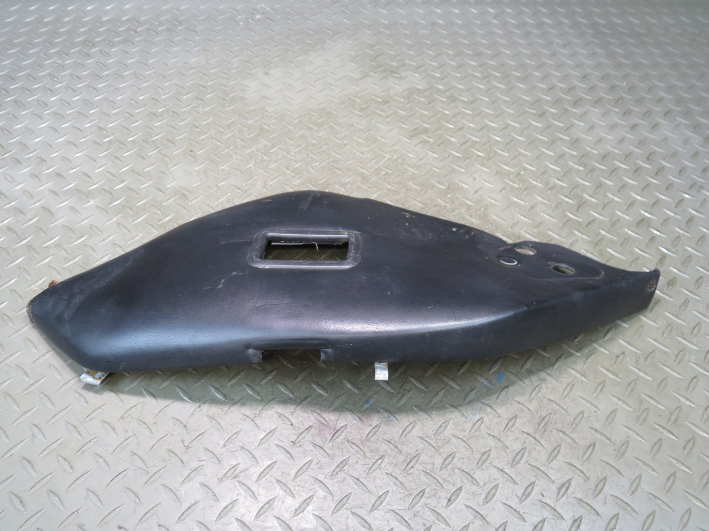 1984-1995 Porsche 928 Rear Left Seat Side Leather Trimcover Panel Pad