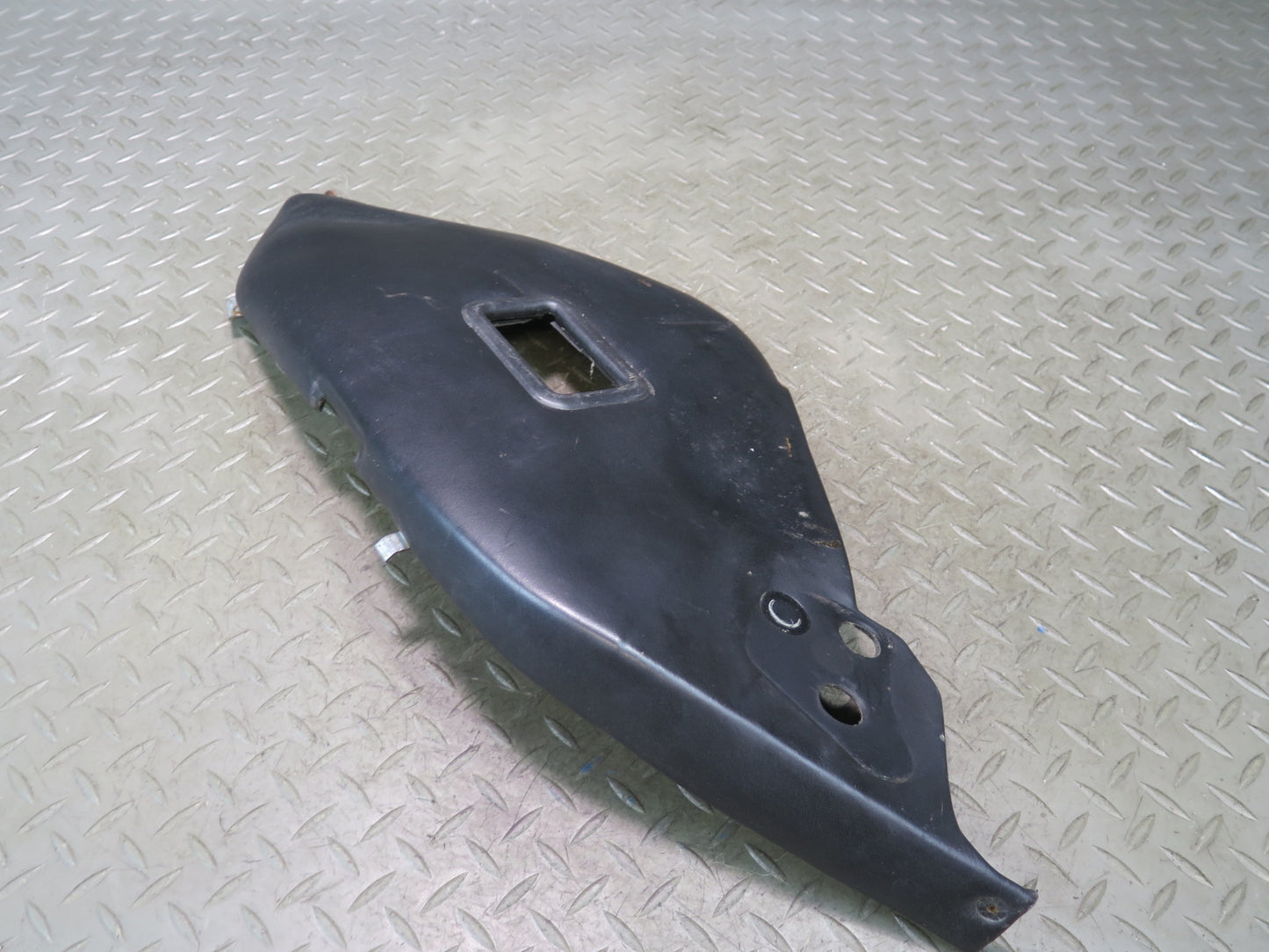1984-1995 Porsche 928 Rear Left Seat Side Leather Trimcover Panel Pad