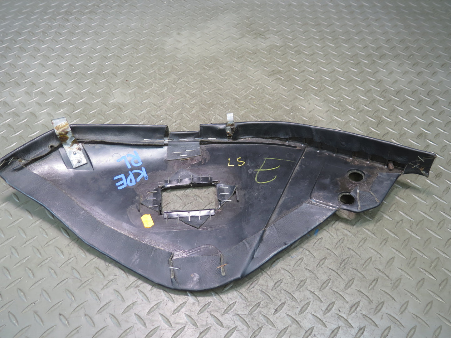 1984-1995 Porsche 928 Rear Left Seat Side Leather Trimcover Panel Pad