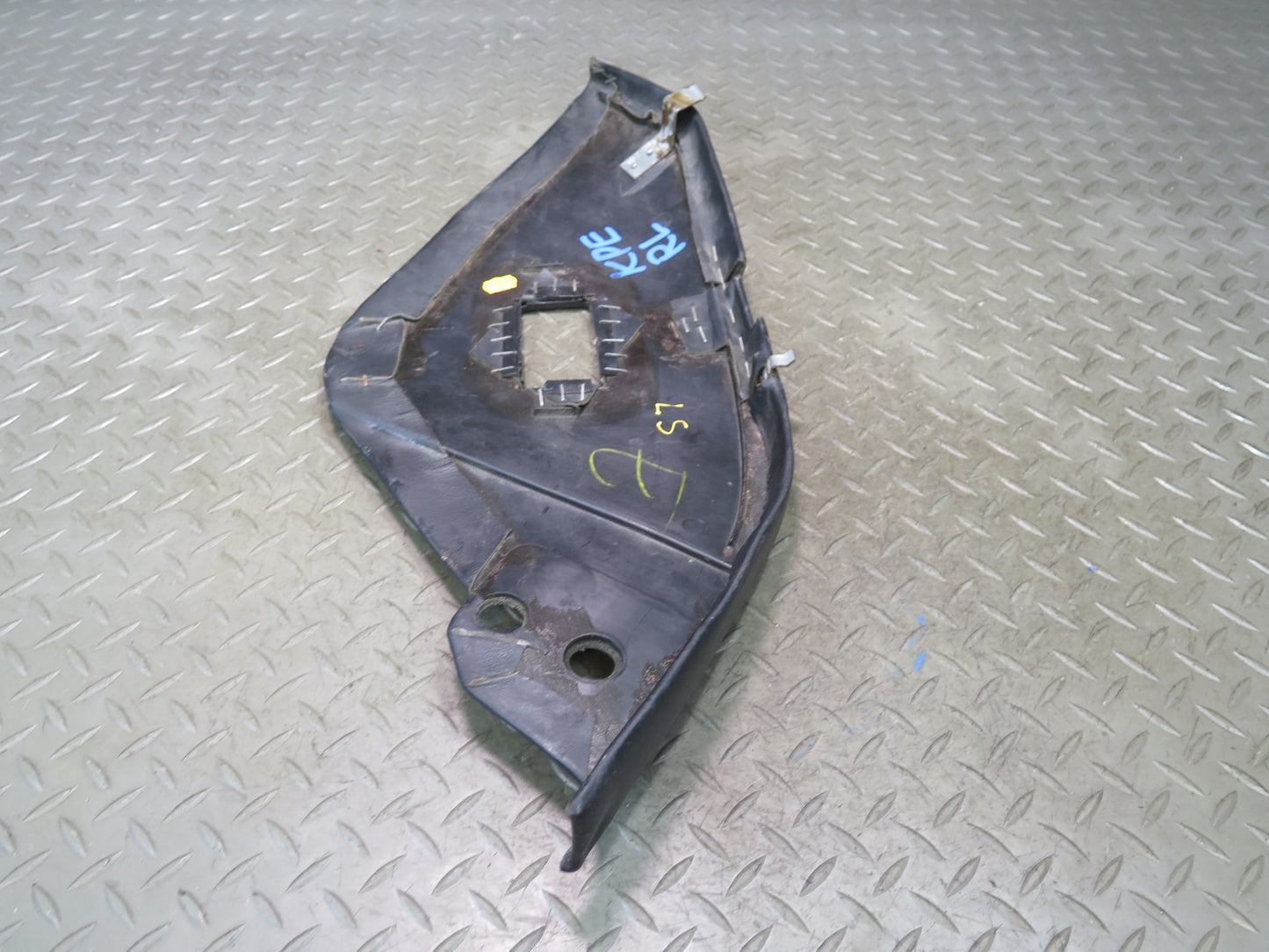 1984-1995 Porsche 928 Rear Left Seat Side Leather Trimcover Panel Pad