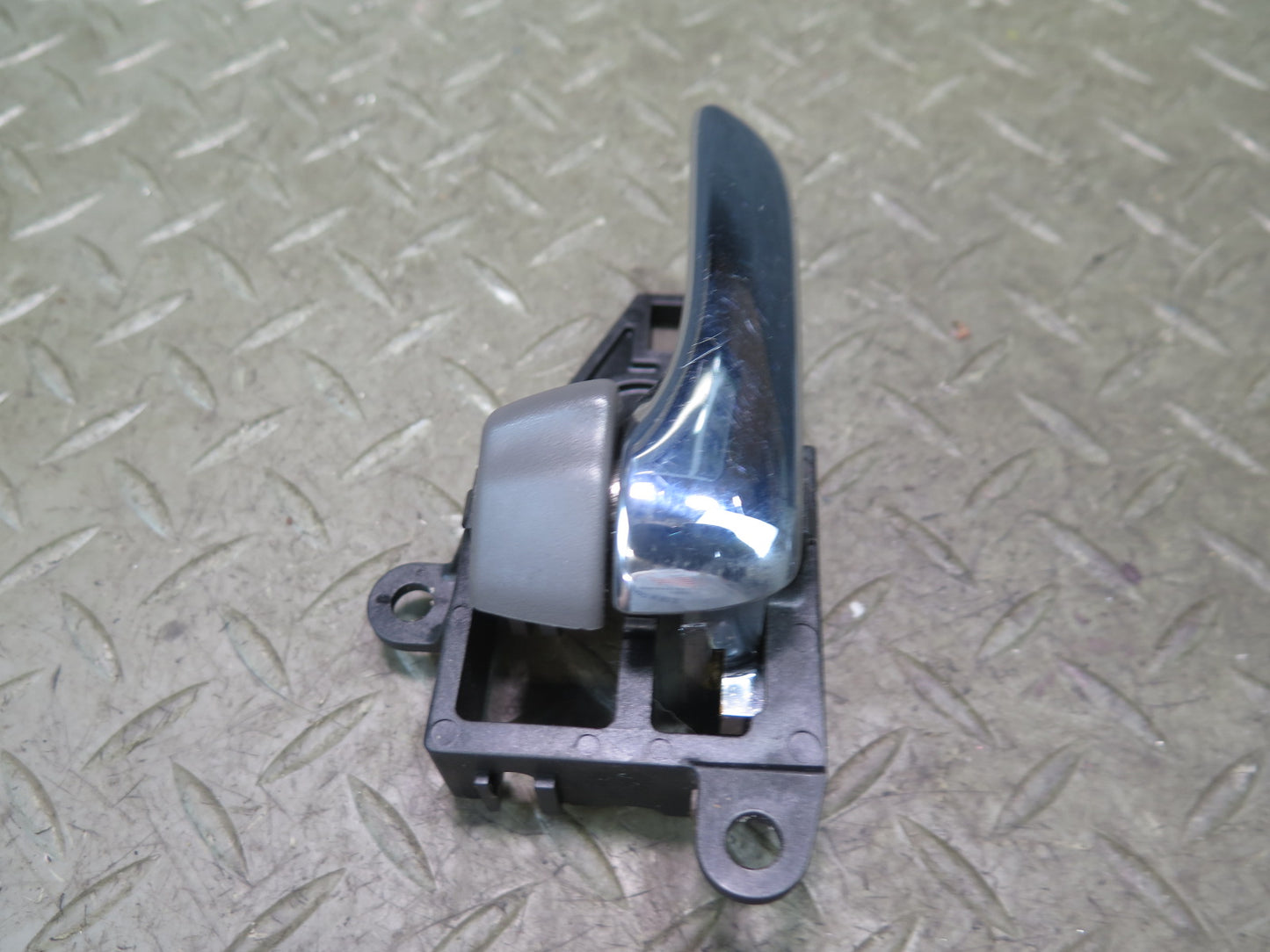 99-01 Toyota Crown JZS175 Front & Rear Interior Door Handle w Trim Set OEM