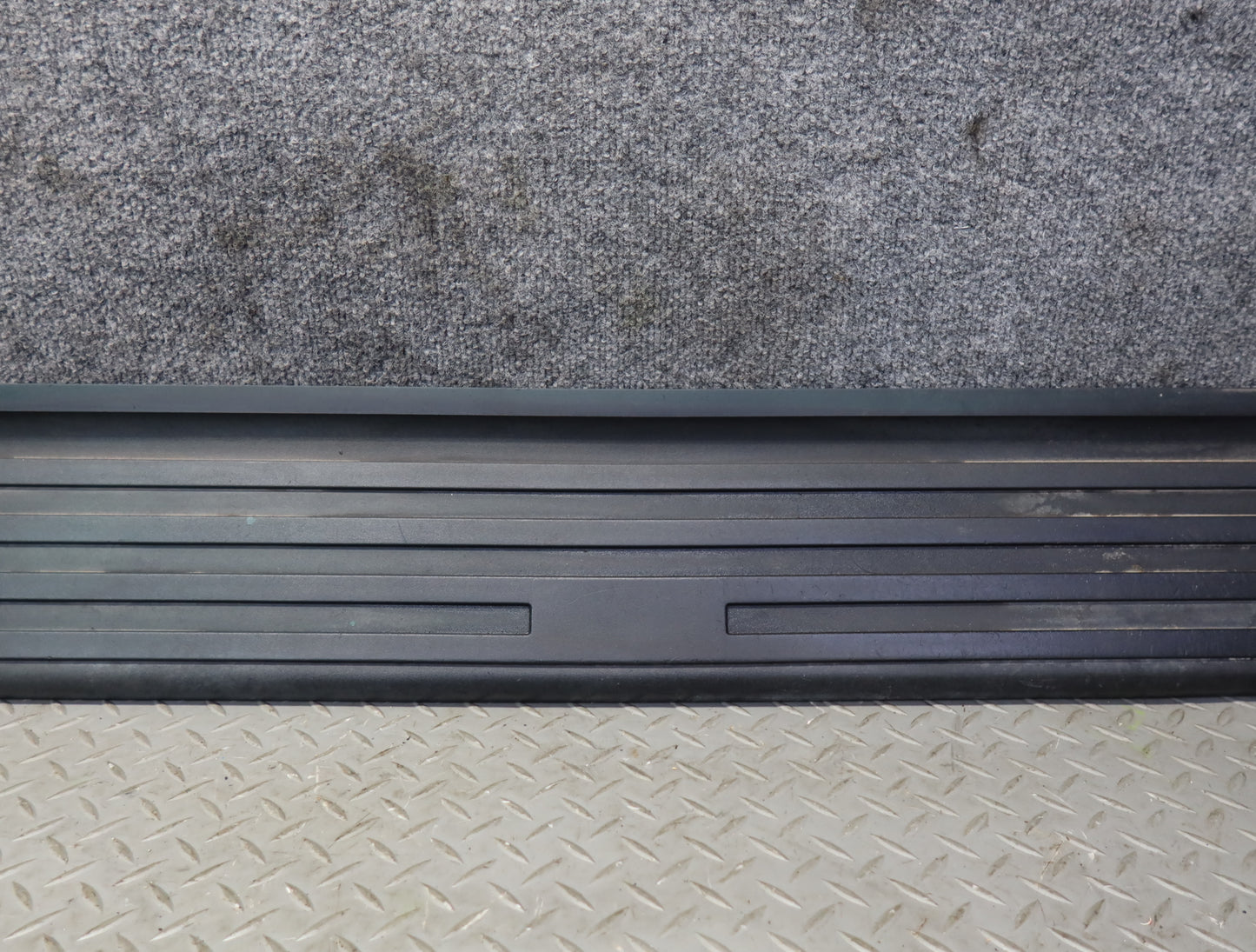 1996-1997 Lexus FZJ80L LX450 Running Board Step Plate Cover Panel Set of 2