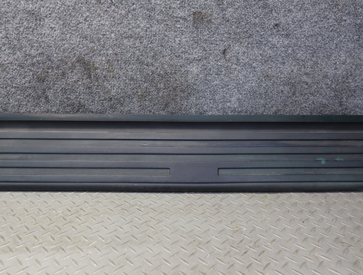 1996-1997 Lexus FZJ80L LX450 Running Board Step Plate Cover Panel Set of 2