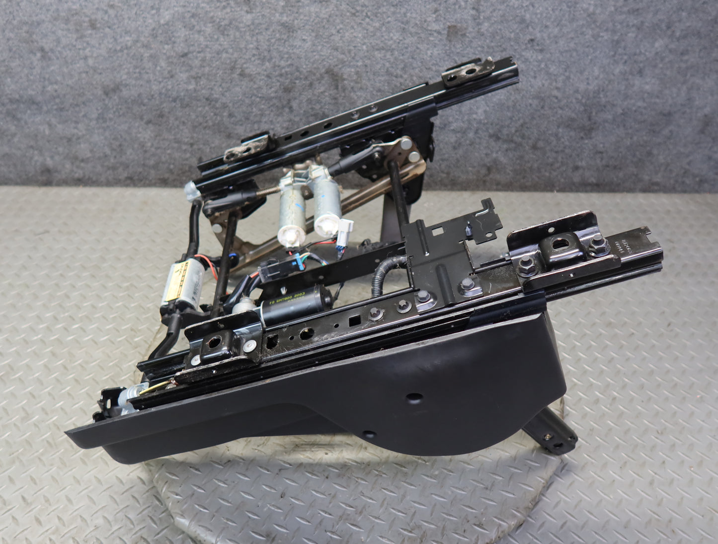2003-2007 Hummer H2 Front Right Seat Lower Frame Track Rail w Motors