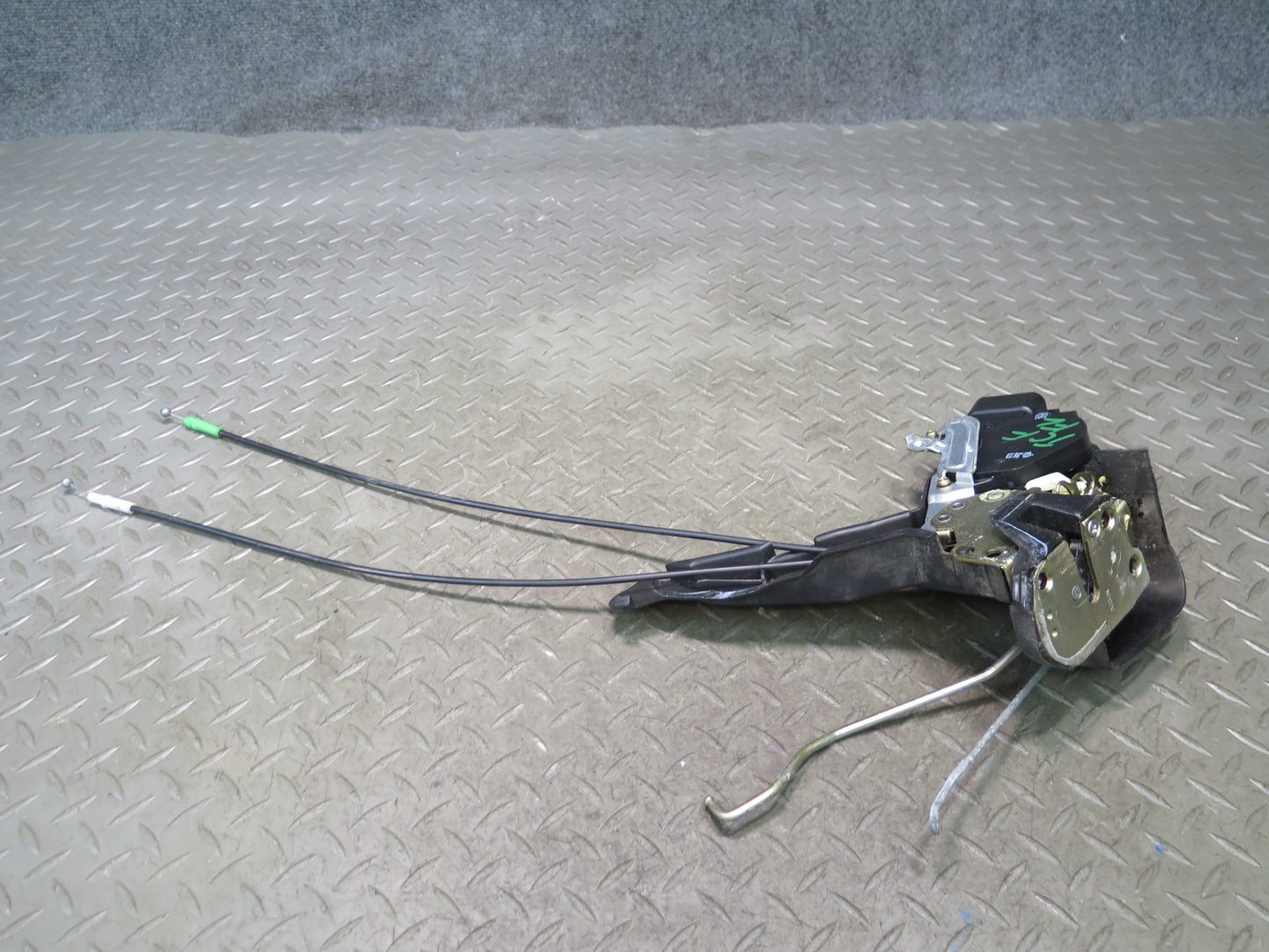 99-01 Toyota Crown JZS175 Front Left Door Lock Latch Actuator OEM