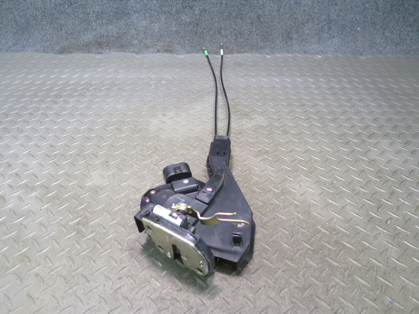 99-01 Toyota Crown JZS175 Rear Left Door Lock Latch Actuator OEM