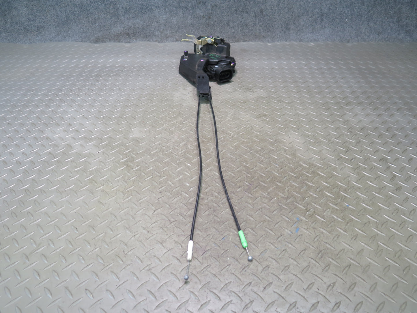 99-01 Toyota Crown JZS175 Rear Left Door Lock Latch Actuator OEM