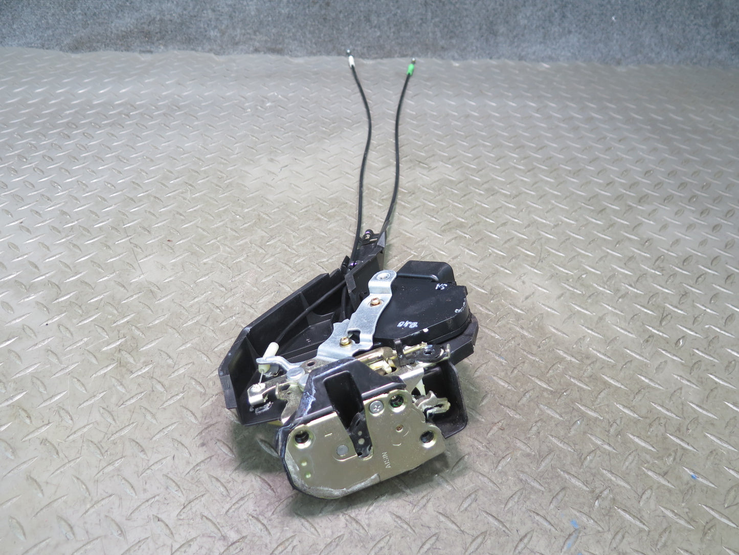 99-01 Toyota Crown JZS175 Rear Left Door Lock Latch Actuator OEM