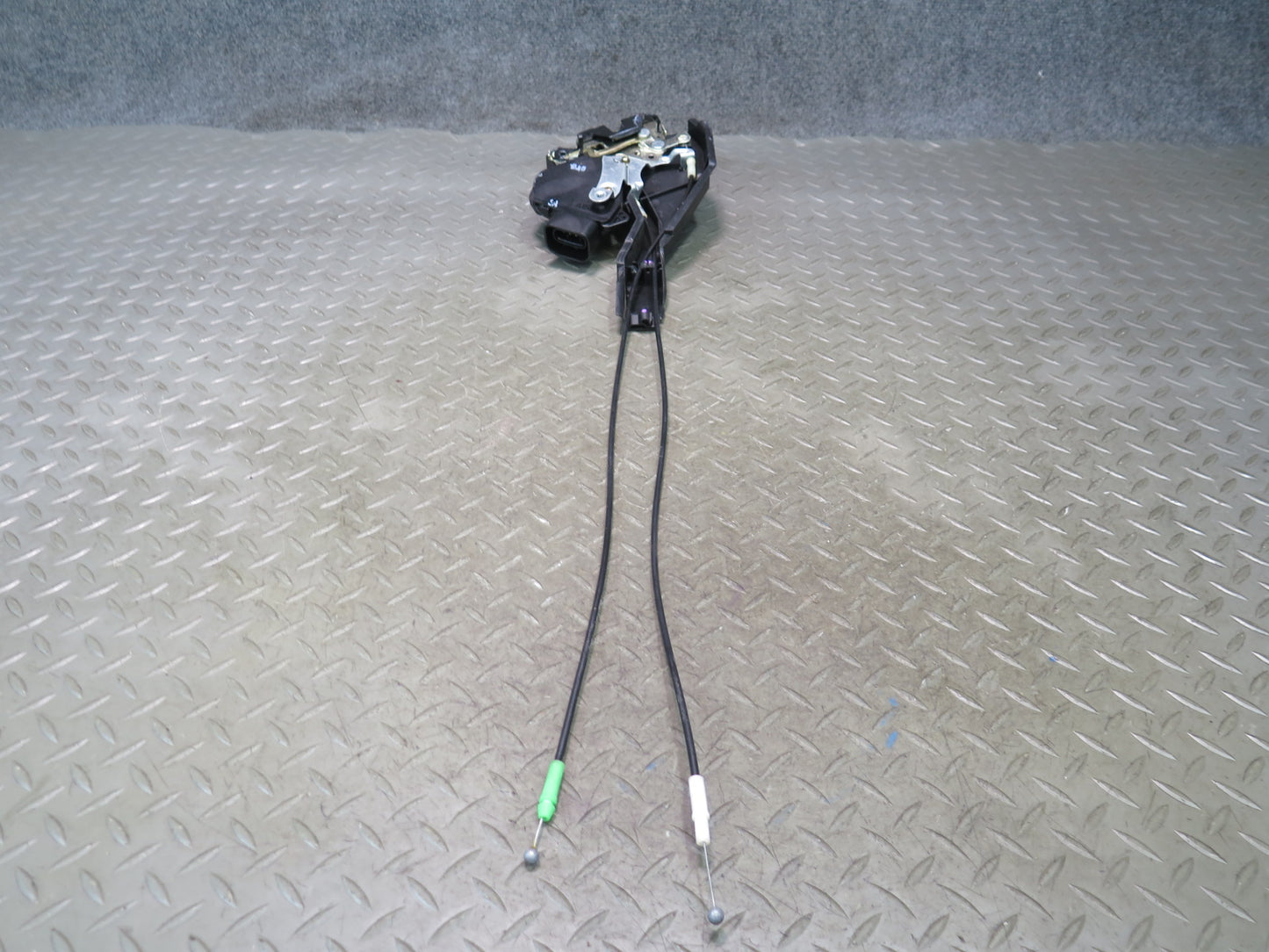 99-01 Toyota Crown JZS175 Rear Left Door Lock Latch Actuator OEM