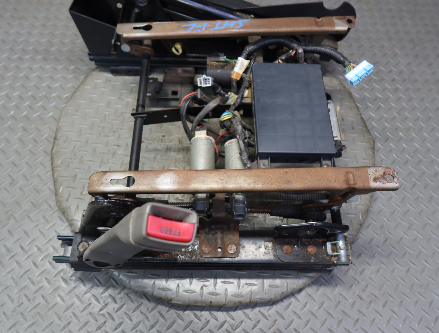 2003-2007 Hummer H2 Front Left Seat Lower Frame Track Rail w Motors