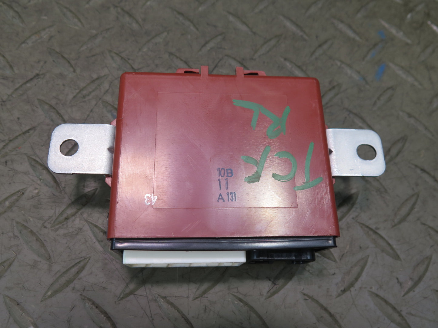 99-01 Toyota Crown JZS175 Rear Left or Right Door Control Module 89224-30020 OEM