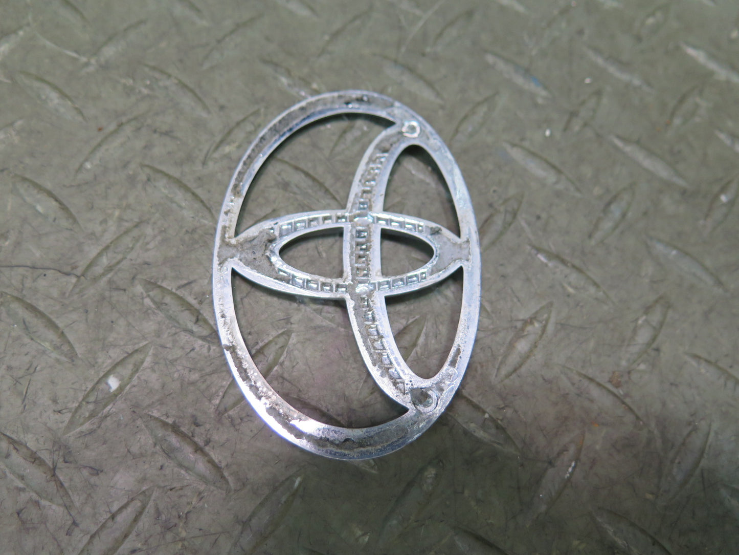 99-01 Toyota Crown JZS175 Rear Trunk Lid Badge Emblem Logo Symbol Set OEM