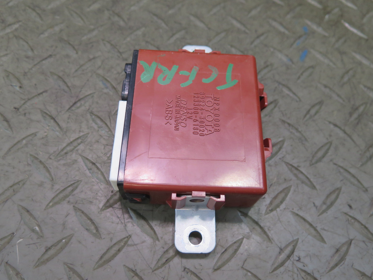 99-01 Toyota Crown JZS175 Rear Left or Right Door Control Module 89224-30020 OEM