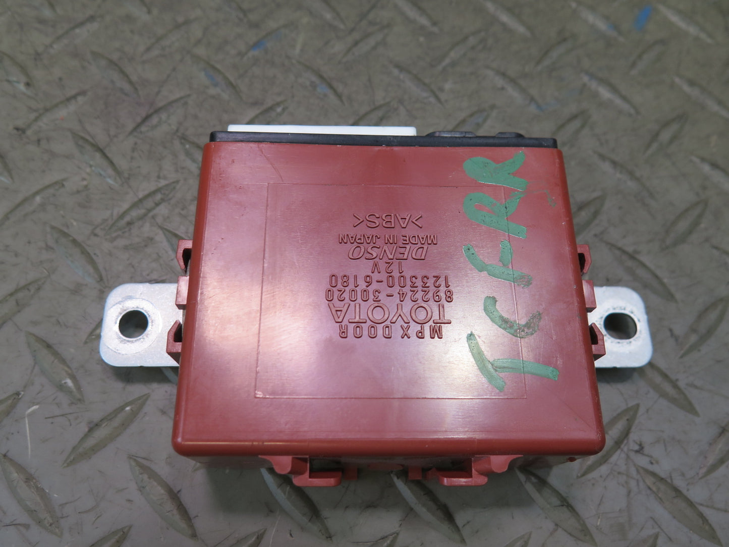 99-01 Toyota Crown JZS175 Rear Left or Right Door Control Module 89224-30020 OEM