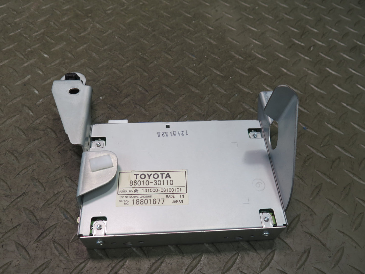 99-01 Toyota Crown JZS175 TV Tuner Assembly 86010-30110 OEM