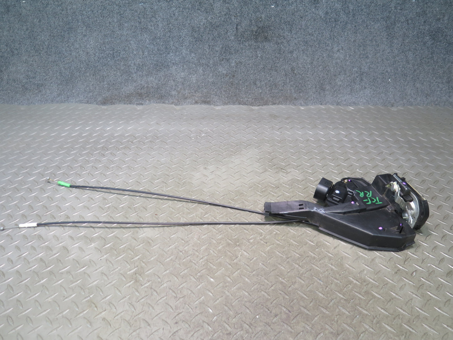 99-01 Toyota Crown JZS175 Rear Right Door Lock Latch Actuator OEM