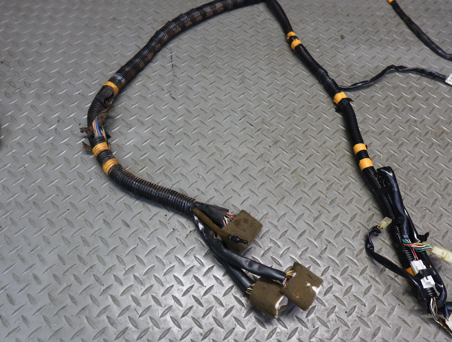 1996-1997 Lexus FZJ80L LX450 Left Interior Floor Wire Wiring Harness 82162-6033