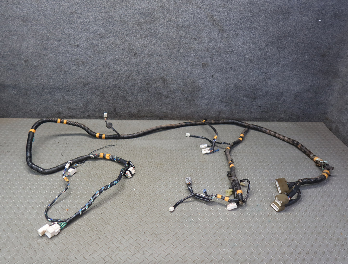 1996-1997 Lexus FZJ80L LX450 Left Interior Floor Wire Wiring Harness 82162-6033