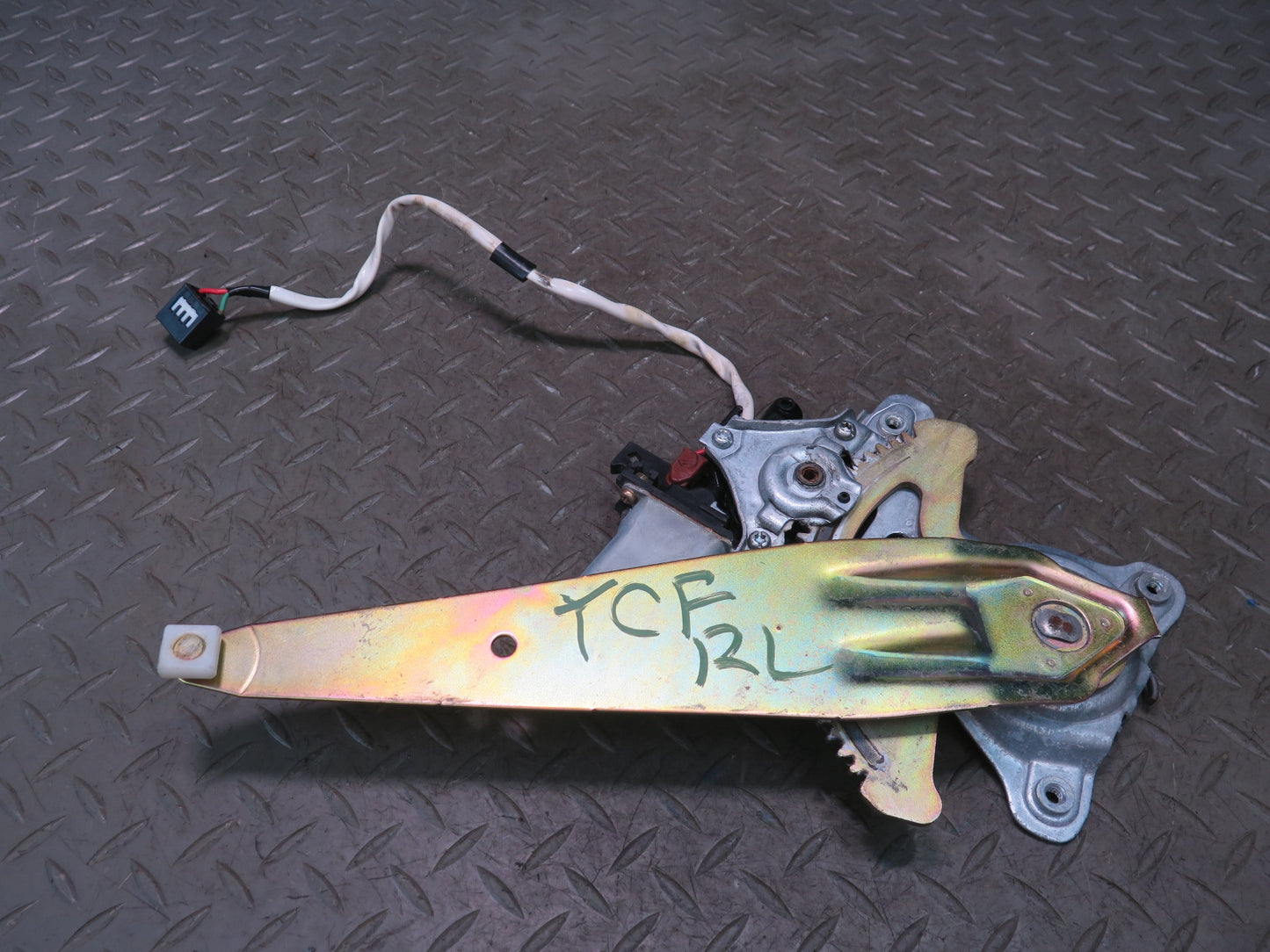 99-01 Toyota Crown JZS175 Rear Left Door Window Regulator w Motor OEM