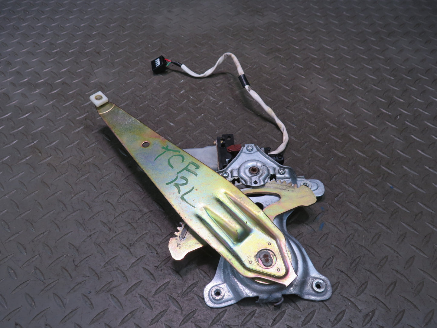 99-01 Toyota Crown JZS175 Rear Left Door Window Regulator w Motor OEM