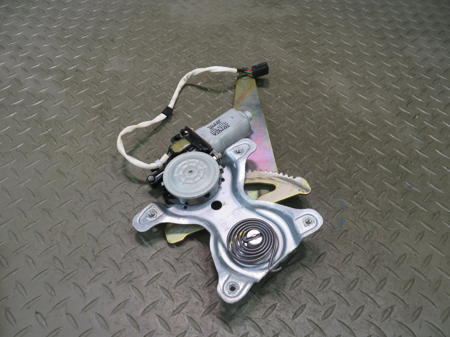 99-01 Toyota Crown JZS175 Rear Left Door Window Regulator w Motor OEM