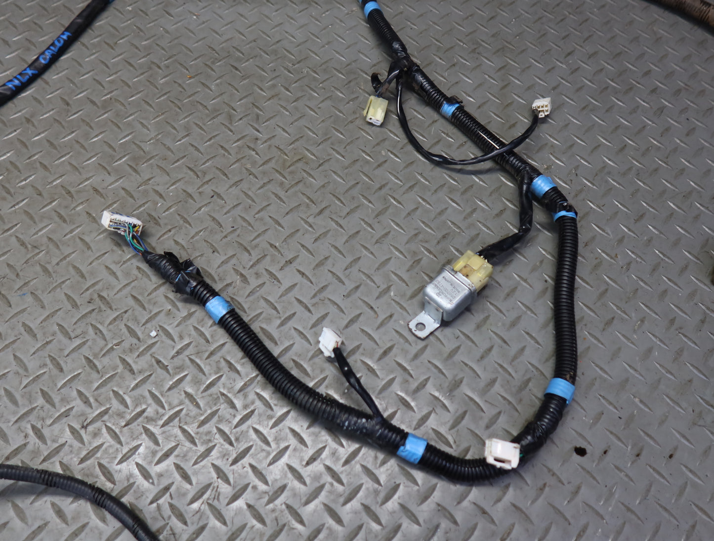 1996-1997 Lexus FZJ80L LX450 Right Interior Floor Wire Wiring Harness 82162-6033