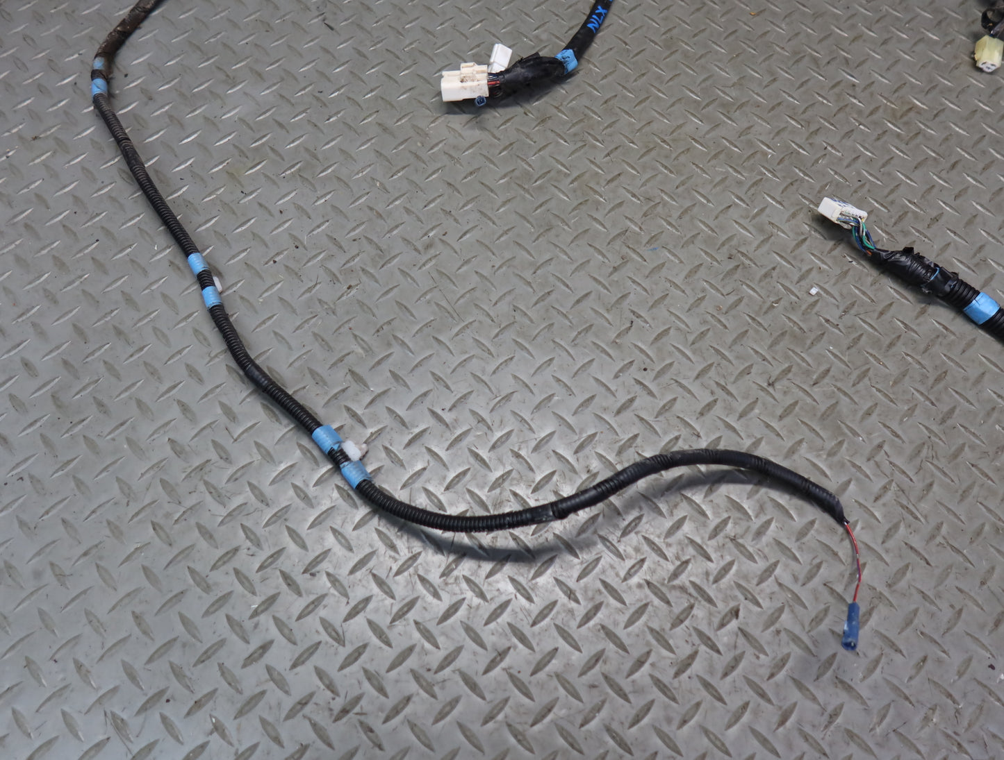 1996-1997 Lexus FZJ80L LX450 Right Interior Floor Wire Wiring Harness 82162-6033