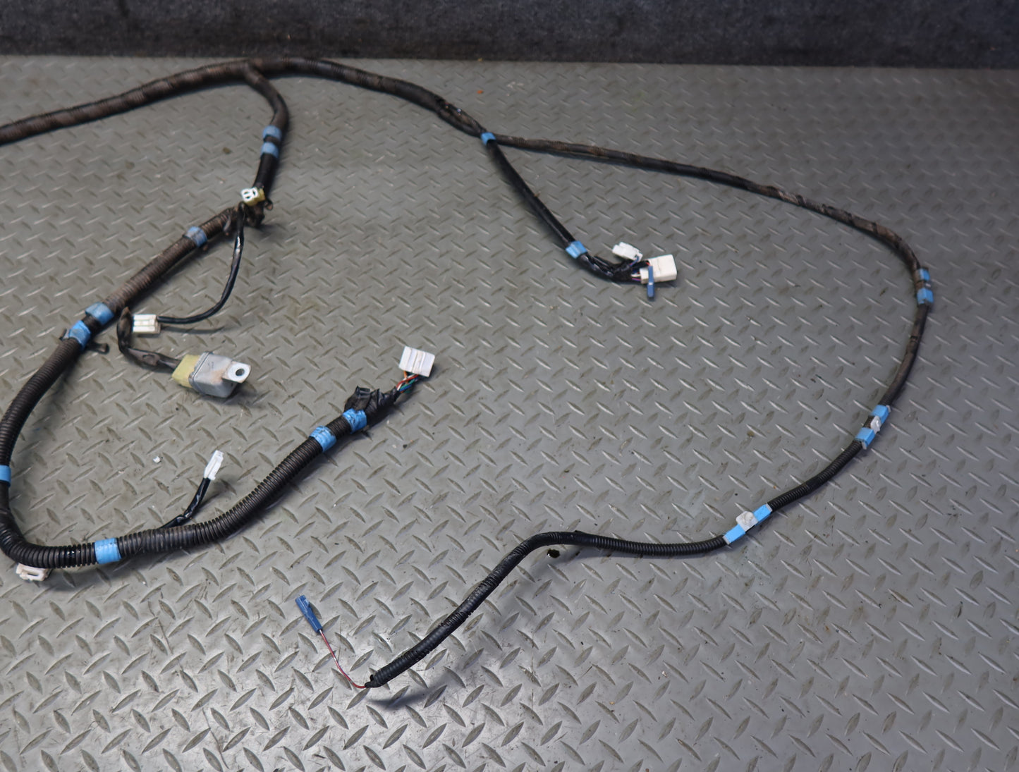 1996-1997 Lexus FZJ80L LX450 Right Interior Floor Wire Wiring Harness 82162-6033