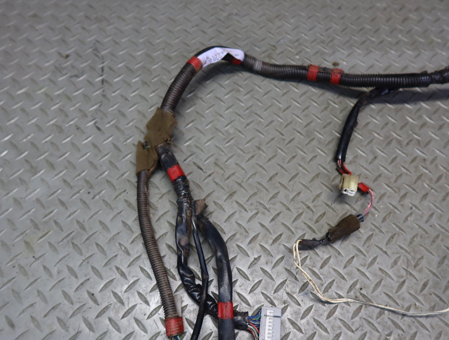 1996-1997 Lexus FZJ80L LX450 Front Left Door Wire Wiring Harness 82151-60220