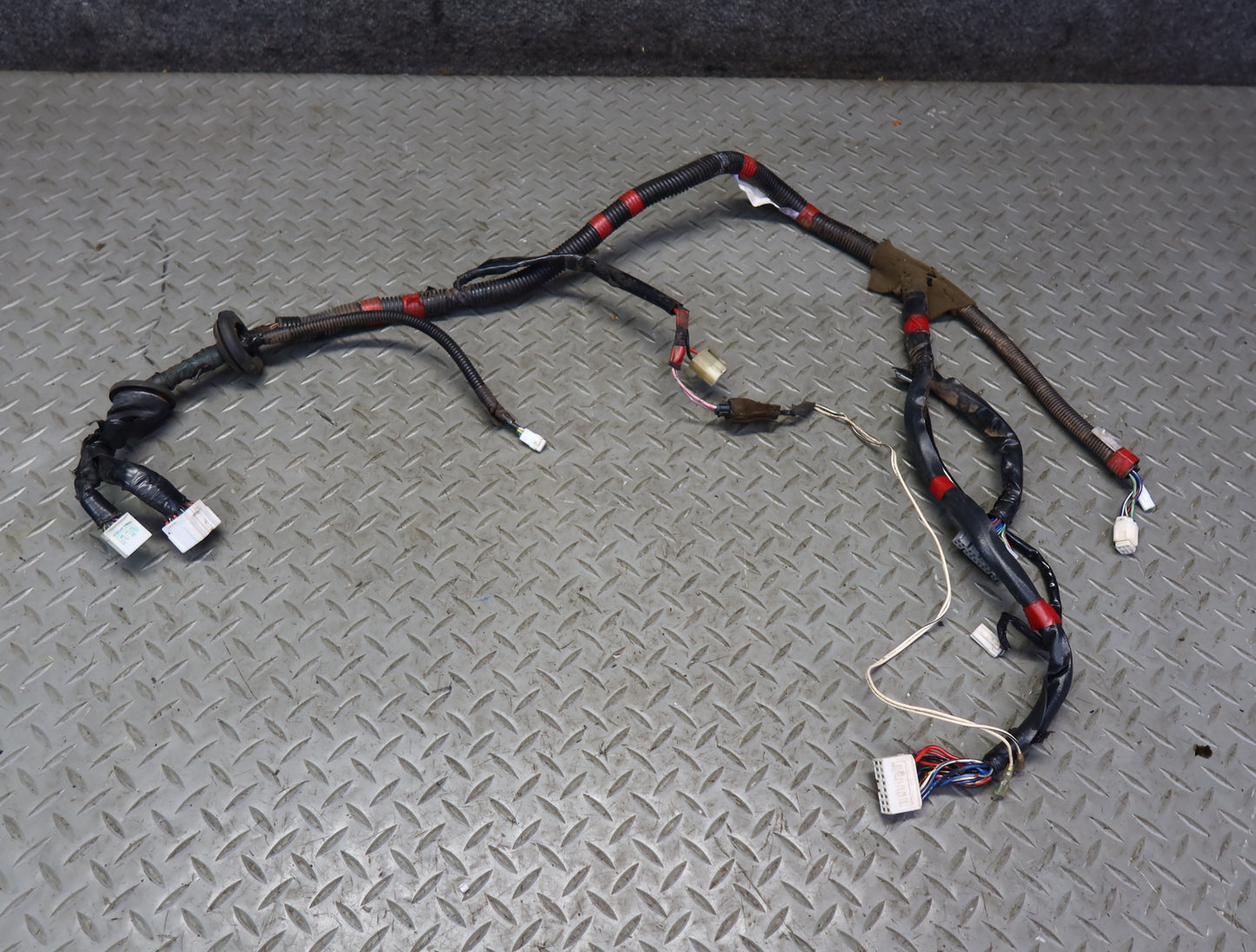 1996-1997 Lexus FZJ80L LX450 Front Left Door Wire Wiring Harness 82151-60220