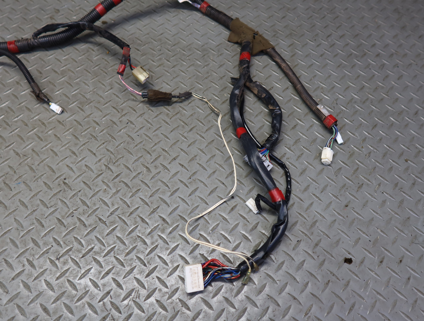1996-1997 Lexus FZJ80L LX450 Front Left Door Wire Wiring Harness 82151-60220