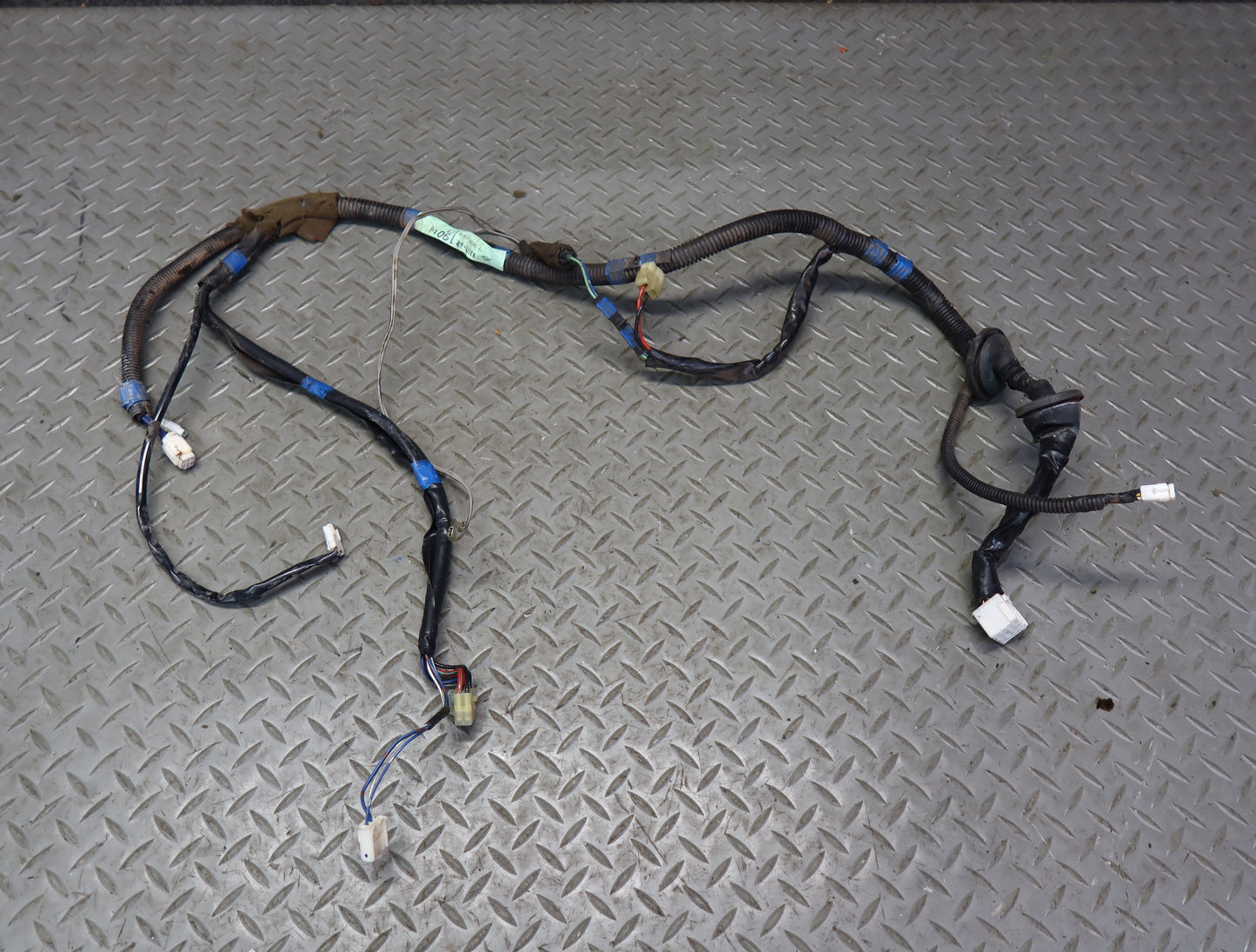 1996-1997 Lexus FZJ80L LX450 Front Right Door Wire Wiring Harness 82152-60190