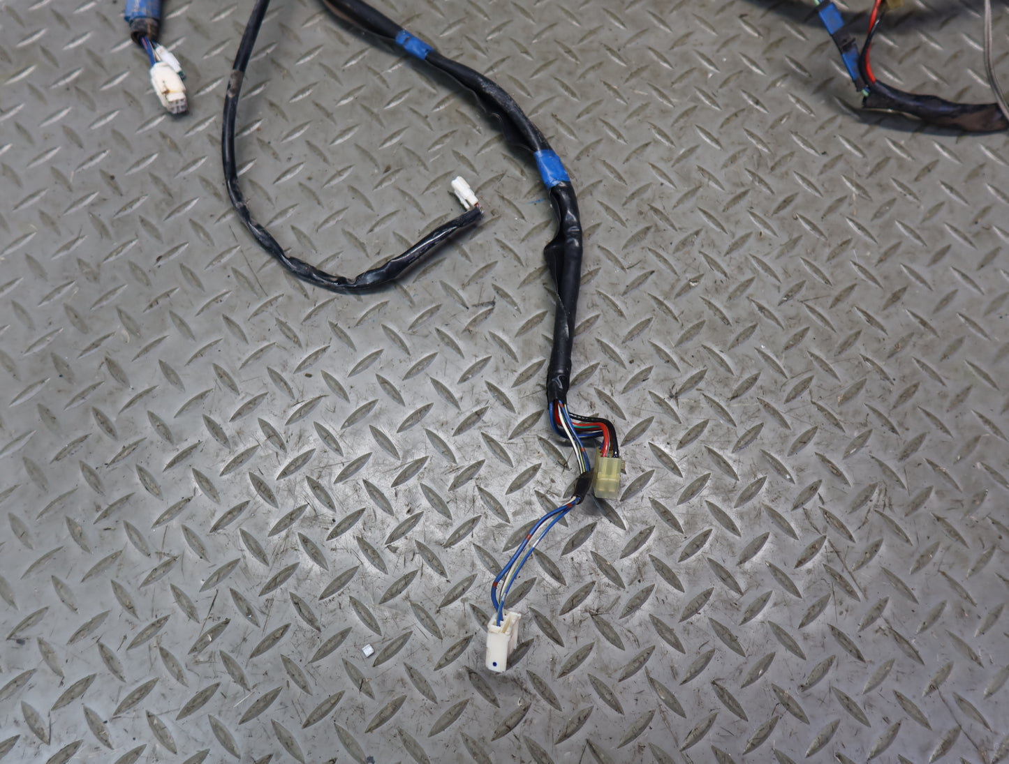 1996-1997 Lexus FZJ80L LX450 Front Right Door Wire Wiring Harness 82152-60190