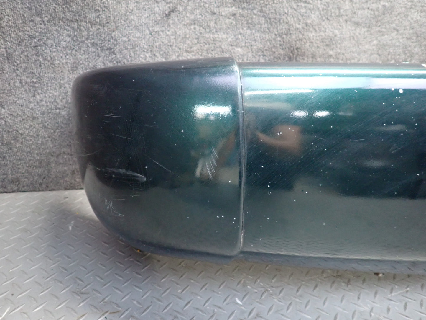 1996-1997 Lexus FZJ80L LX450 Front Bumper Cover Green