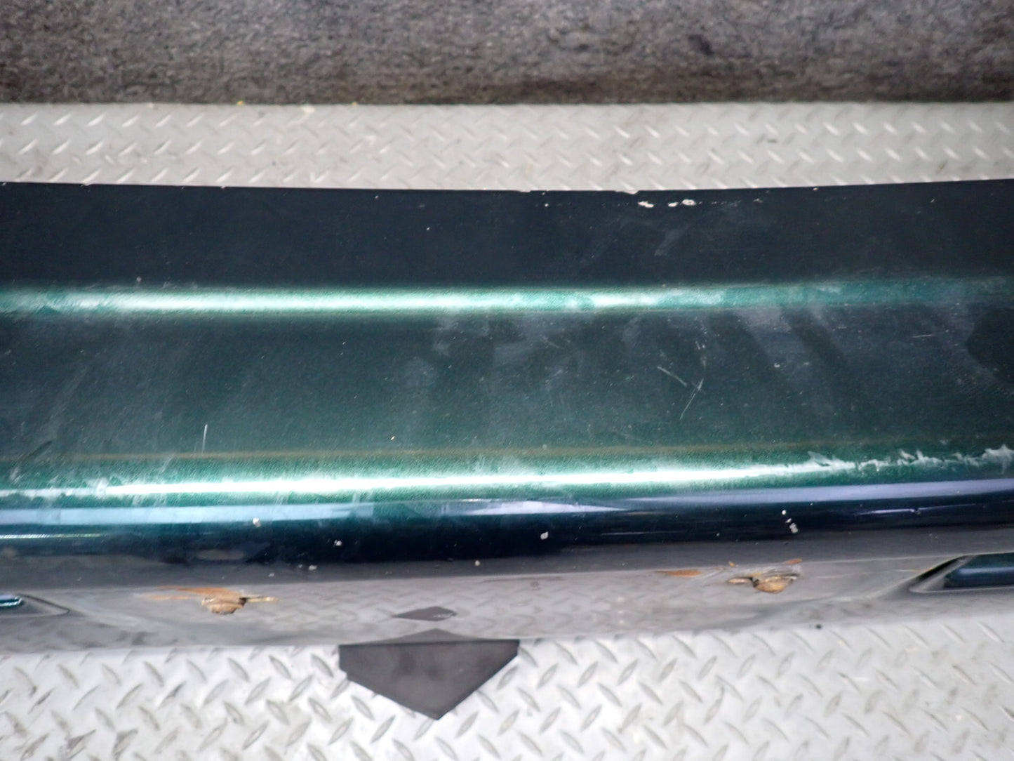 1996-1997 Lexus FZJ80L LX450 Front Bumper Cover Green