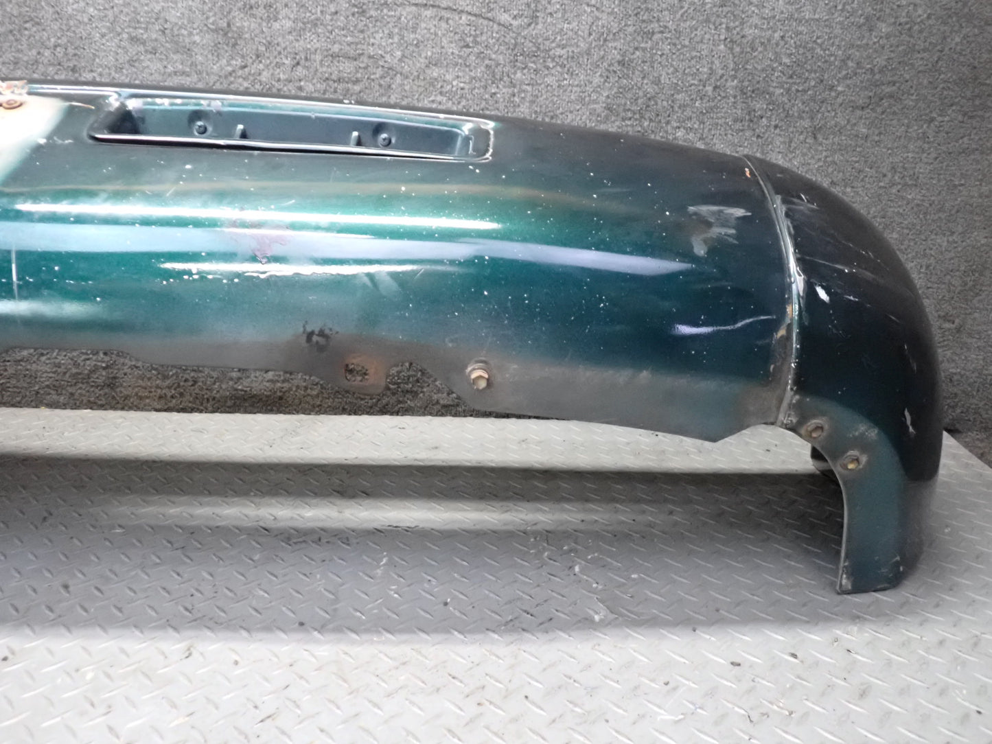 1996-1997 Lexus FZJ80L LX450 Front Bumper Cover Green