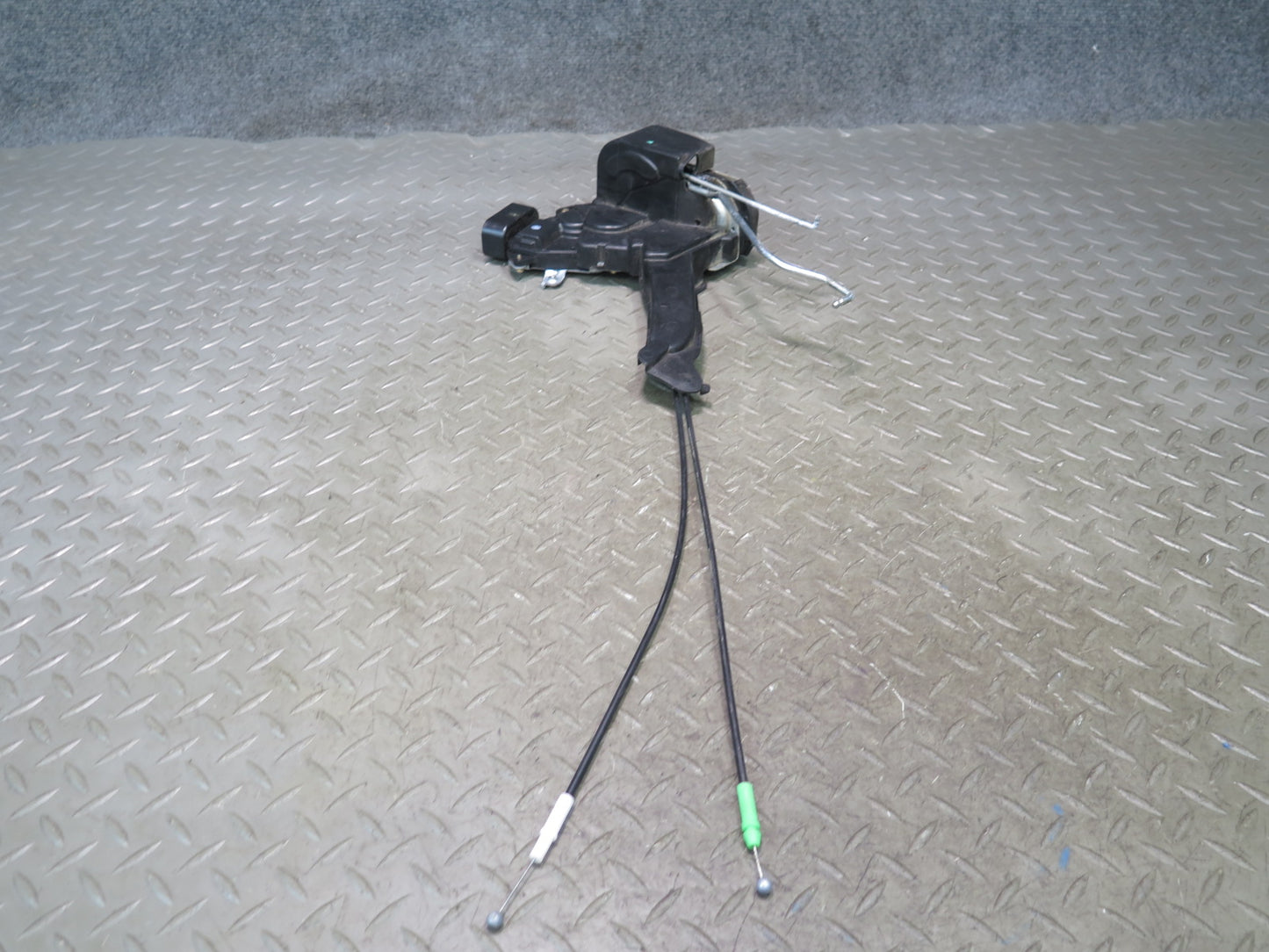 99-01 Toyota Crown JZS175 Front Right Door Lock Latch Actuator OEM