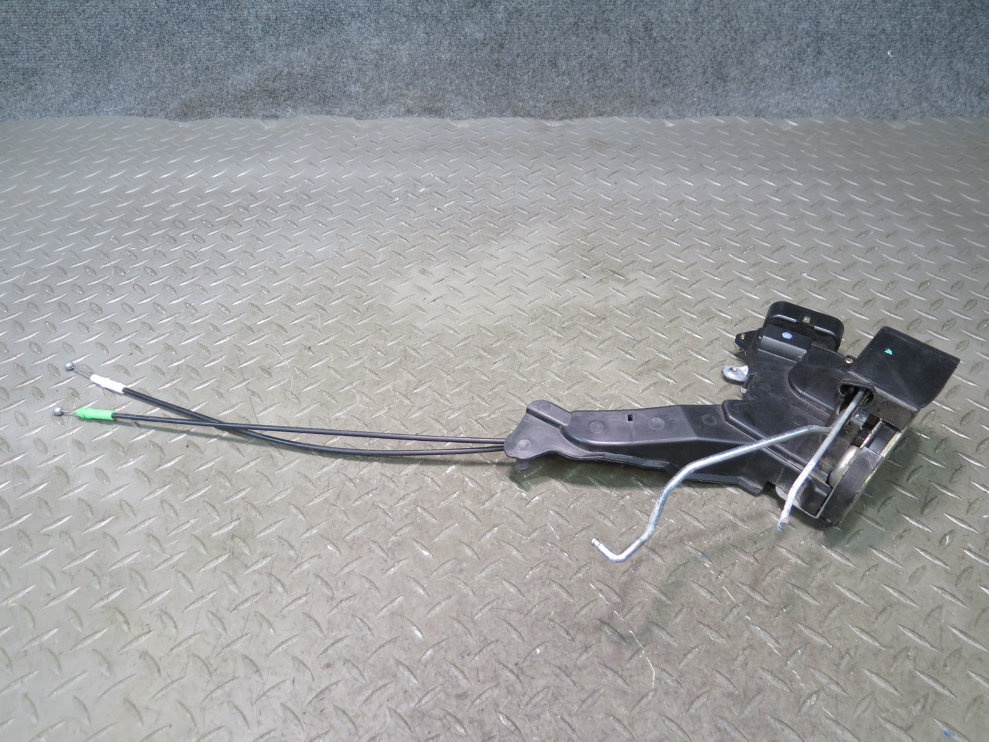 99-01 Toyota Crown JZS175 Front Right Door Lock Latch Actuator OEM