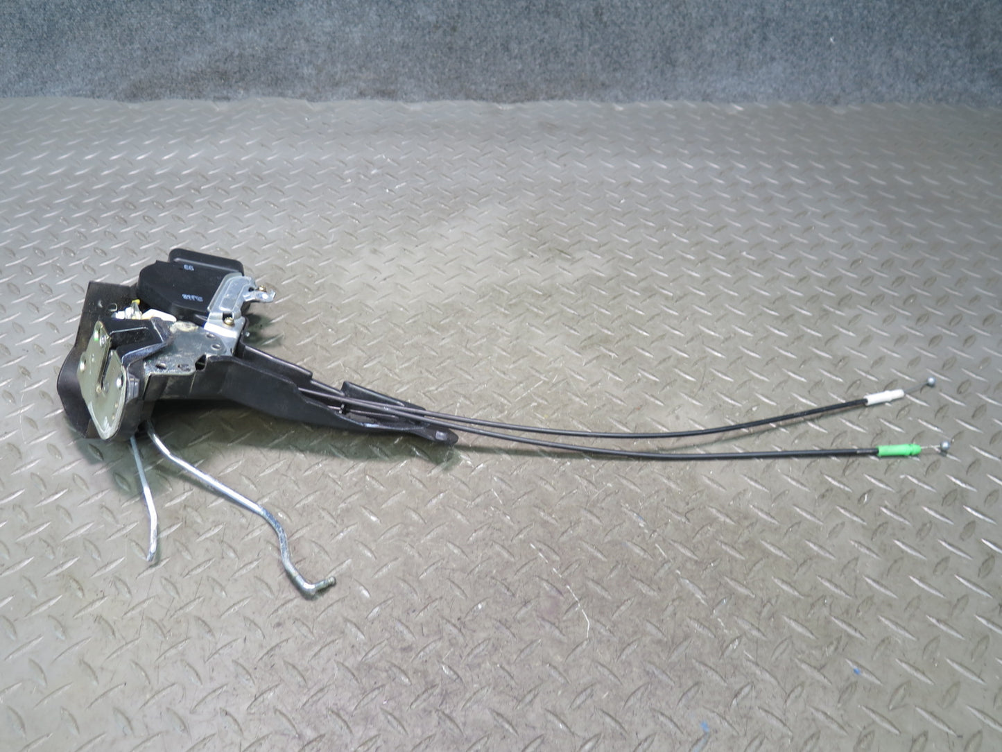 99-01 Toyota Crown JZS175 Front Right Door Lock Latch Actuator OEM