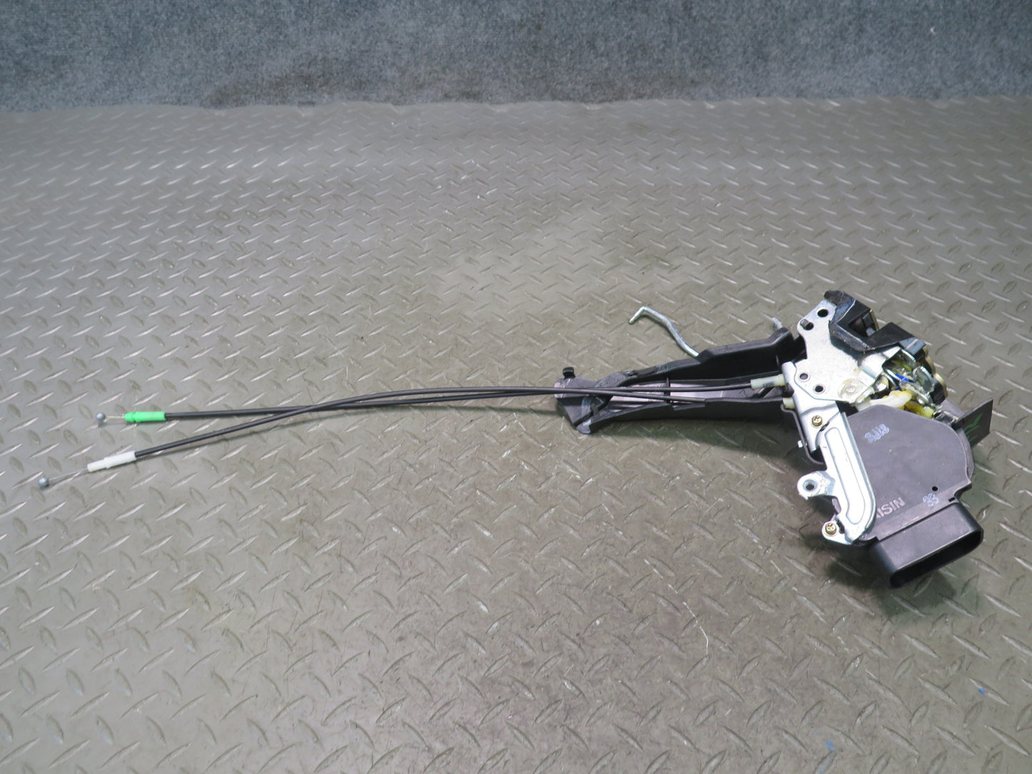 99-01 Toyota Crown JZS175 Front Right Door Lock Latch Actuator OEM