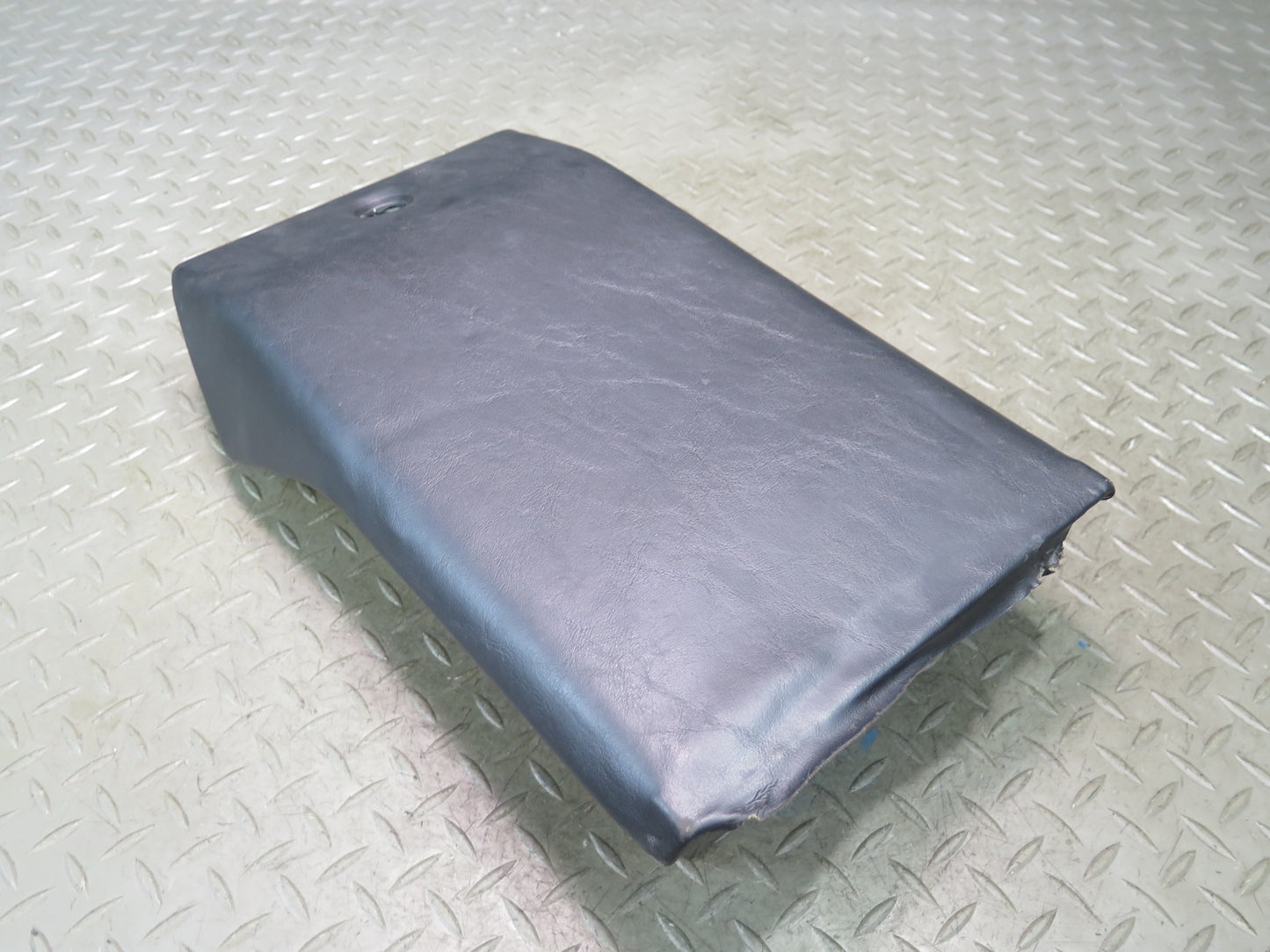 1983-1995 Porsche 928 Rear Center Console Armrest Compartment Storage