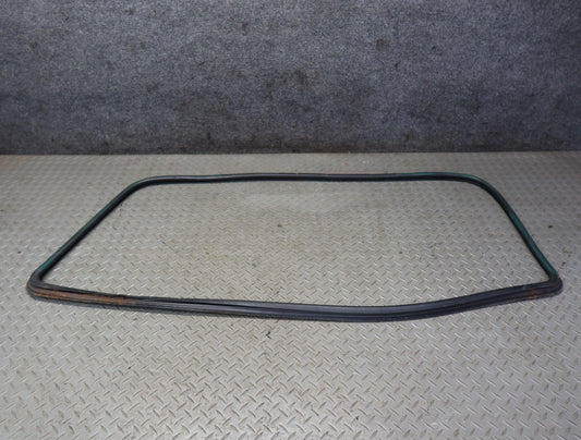 1996-1997 Lexus FZJ80L LX450 Rear Trunk Liftgate Glass Window Weatherstrip Seal