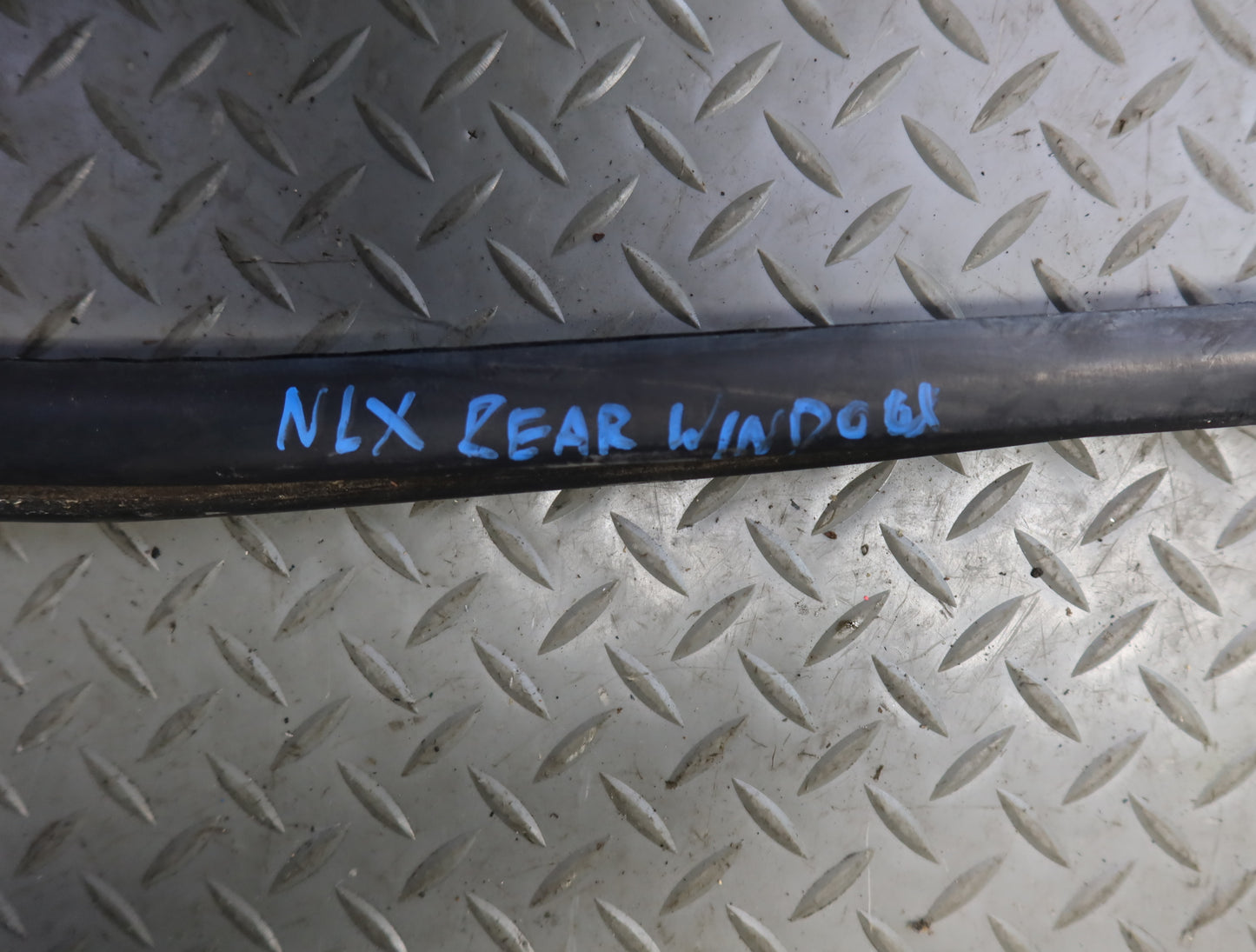 1996-1997 Lexus FZJ80L LX450 Rear Trunk Liftgate Glass Window Weatherstrip Seal